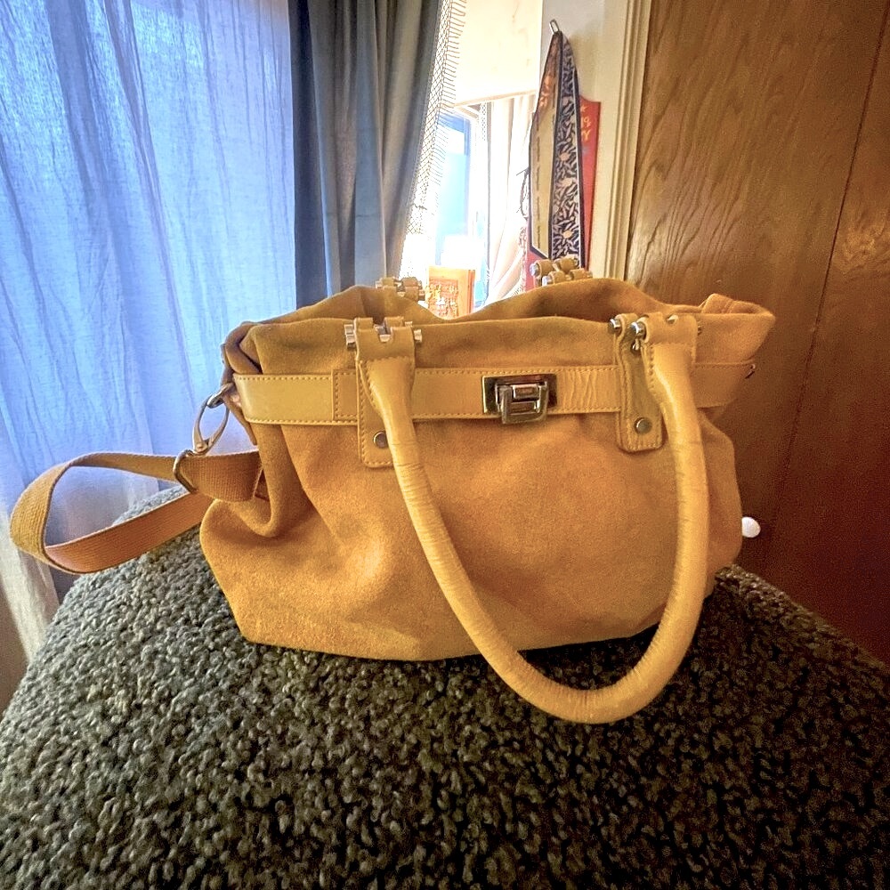NINE WEST‎ hobo bag golden suede good condition silver hardware medium preppy